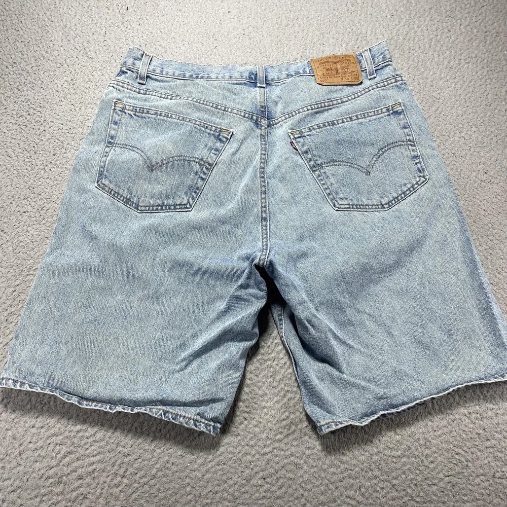 Vintage Levis 560 Shorts Mens 38 Blue Denim Bermuda 11